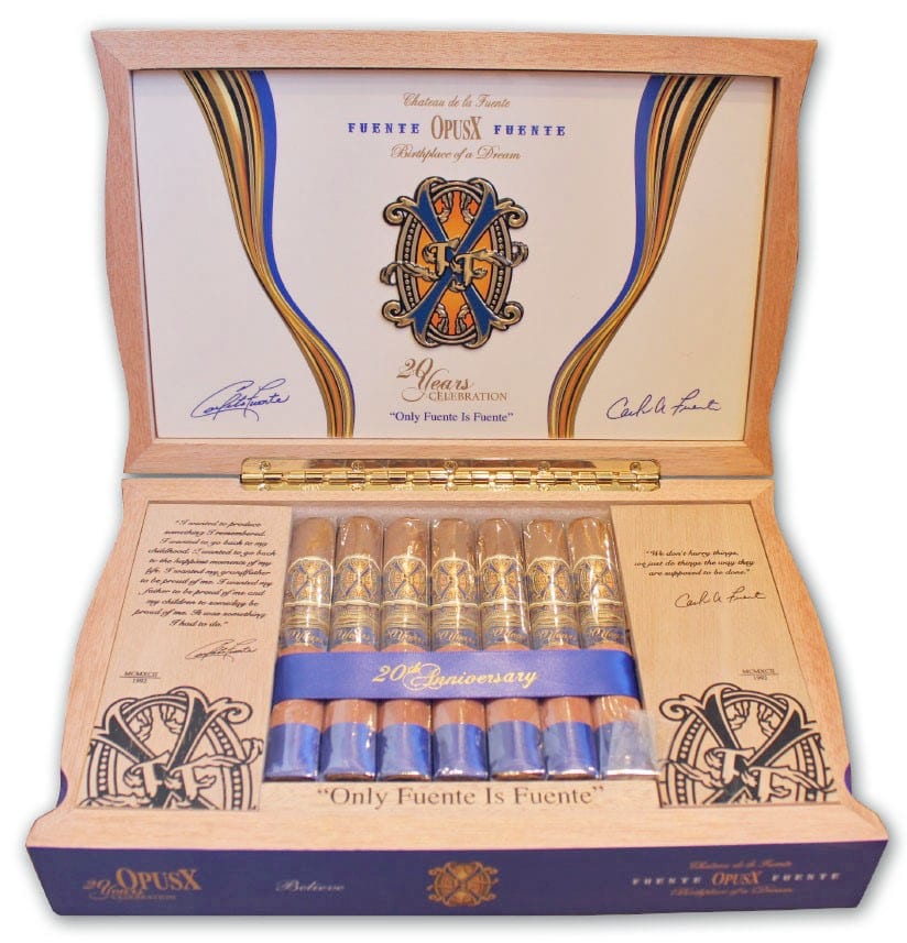 Fuente-Fuente-Opus-X-20th-Anniversary-Box-Open